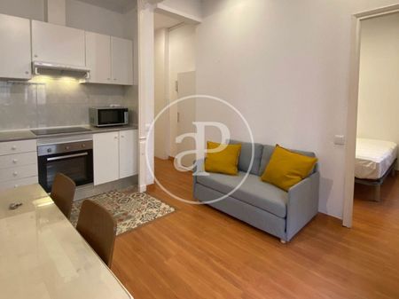 Apartment for Rent on Calle Princesa (El Born) - Photo 3