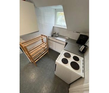 Studio to rent - Photo 6