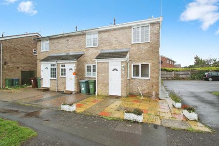 2 bedroom semi-detached house to rent - Photo 4