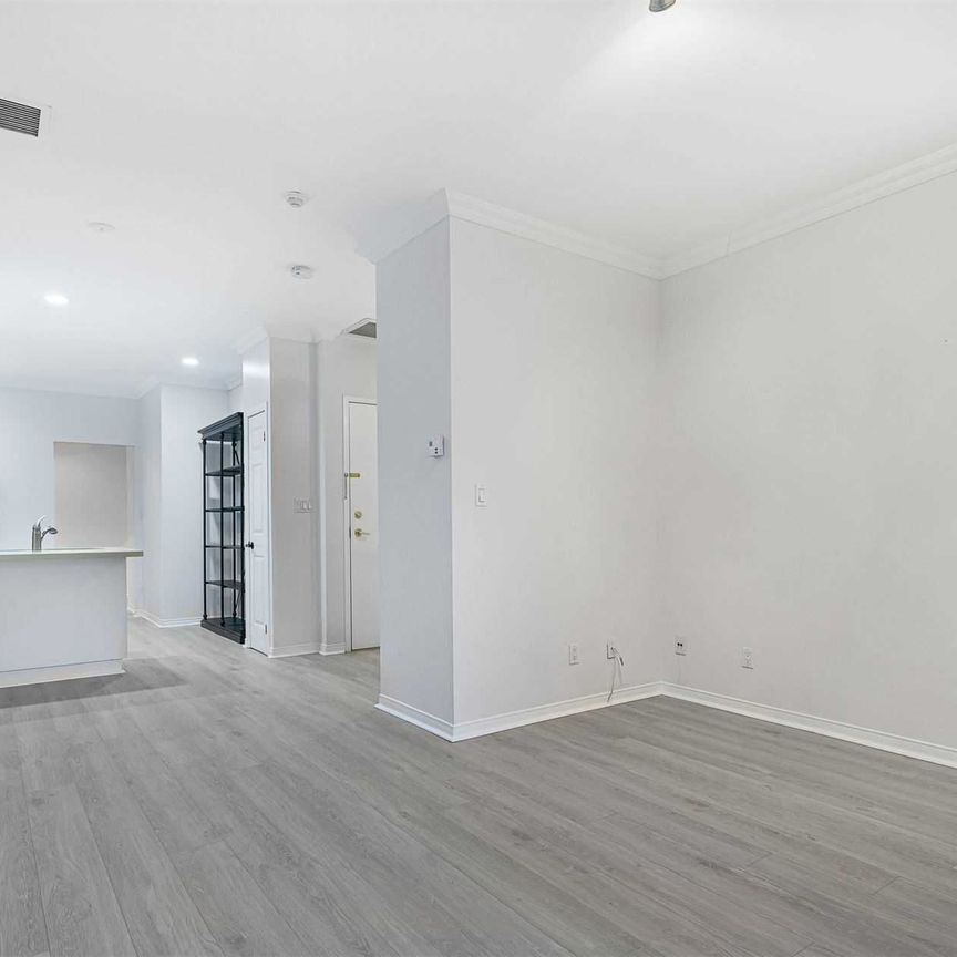 For Lease - 600 Eglinton Avenue Unit# 110, Toronto, Ontario - Photo 1