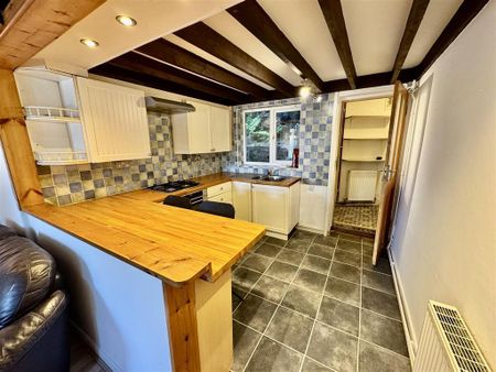 2 bedroom terraced house to rent - Photo 5