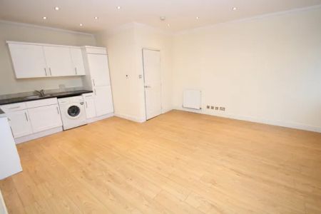 George Street, Croydon CR0, Property for rent - Photo 4