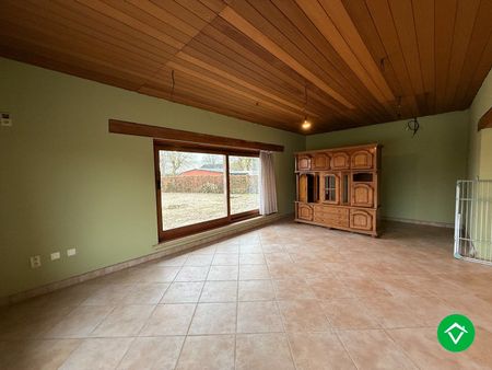 Ruime, alleenstaande woning met 6 slaapkamers en tuin te Hooglede (De Geite) - Photo 3