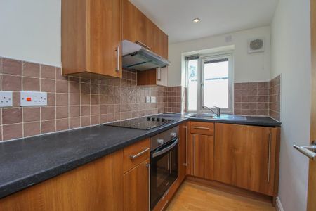 1 bedroom flat to rent - Photo 5