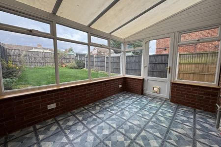 Truro Close - Photo 4