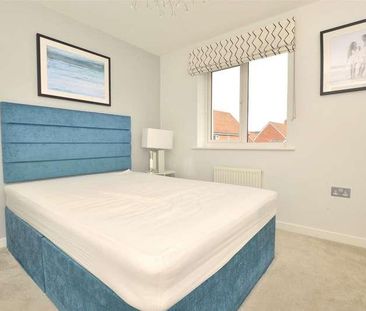 Westvale Road, Horley, Surrey, RH6 - Photo 4