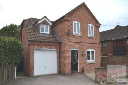 3 bedroom property to rent in Norwich - Photo 4