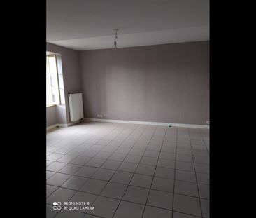 Location Maison 3 pièces 74 m² Rosnay - Photo 1