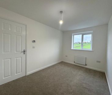 3 bedroom detached house to rent - Photo 4