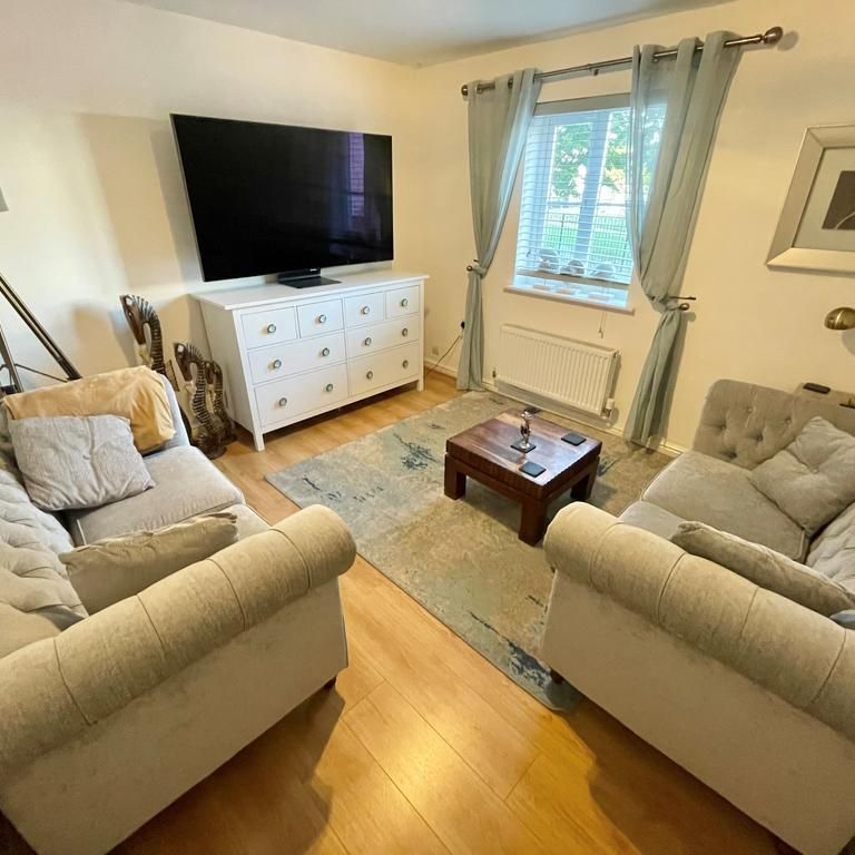 4 bedroom house to rent - Photo 1