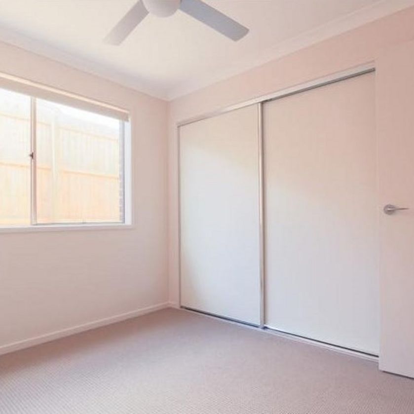 Modern Unit available in Glenvale - Photo 1