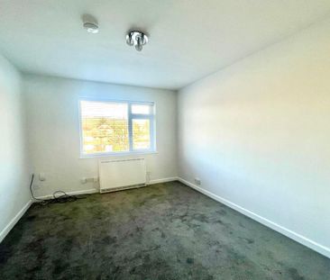 2 bedroom maisonette to rent - Photo 3