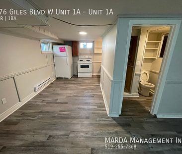 COZY LOWER BACHELOR UNIT IN WINDSOR! INCLUSIVE! - Photo 6
