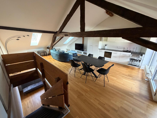 3,5 Zimmer-Duplexwohnung im Herzen von Nidau - Photo 1