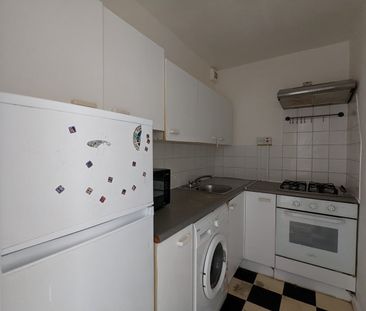 2 Bed Flat, Dorking Court, N17 - Photo 6