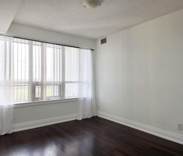 For Lease - 1060 Sheppard Avenue Unit# 411, Toronto, Ontario - Photo 2
