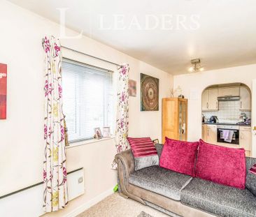 2 bedroom flat to rent - Photo 1