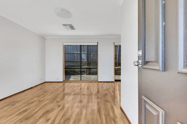 Conveniently Located - Photo 1