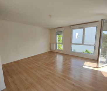 Location Appartement 3 pièces 62m² ST MICHEL SUR ORGE 91240 - Photo 2