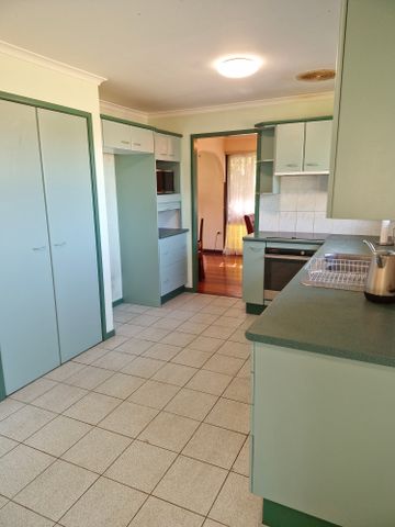 Wavell Heights - Photo 3