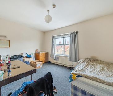5 bedroom maisonette to rent - Photo 3