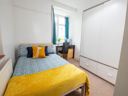 6 bedroom house to rent - Photo 4