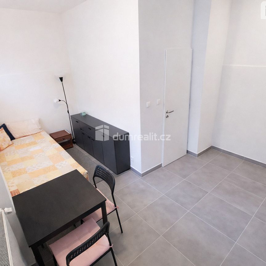Pronájem bytu 1+kk 21 m² - Фото 1