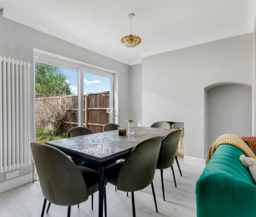 3 bedroom semi-detached house to rent - Photo 3
