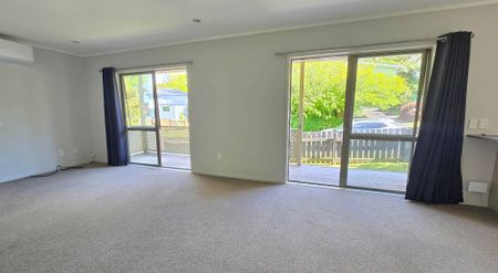 Cute as a button - Photo 5