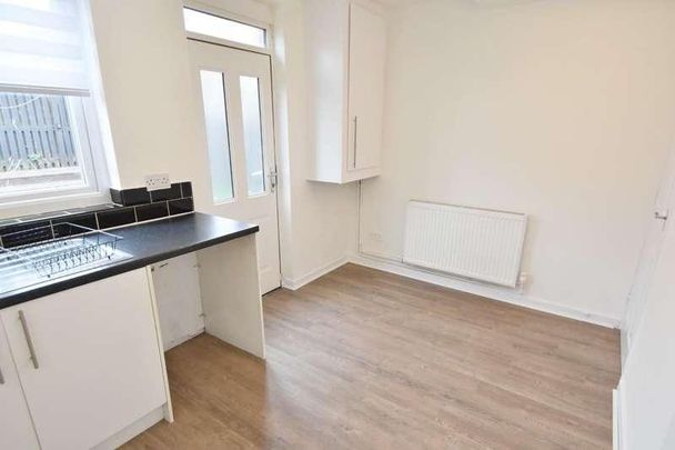 Cedar Avenue, Heywood, OL10 - Photo 1