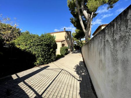 Maison à louer Carry Le Rouet 6 pièces, 5 chambres 162.90 m2, jardin, terrasse, - Photo 4