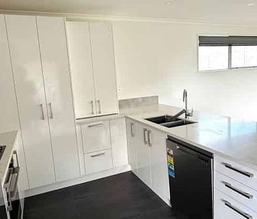 Specious 2-Bedroom Home in Pokeno - Photo 2