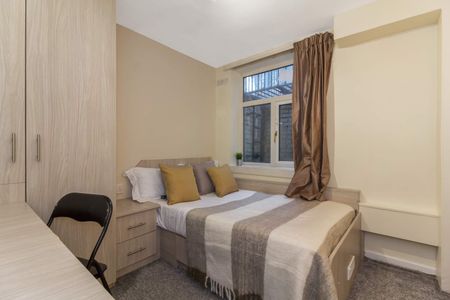 1 VICTORIA ROAD Leeds - LS6 1AS - Photo 4