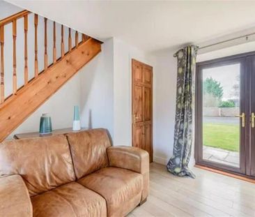 Newland, Doncaster, Epworth - Photo 1