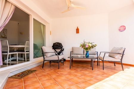 Apartment in Calahonda, Costa del Sol - Photo 4