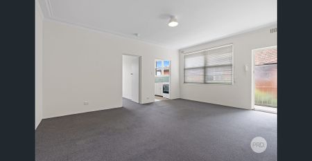 STYLISH 1 BEDROOM UNIT - Photo 2