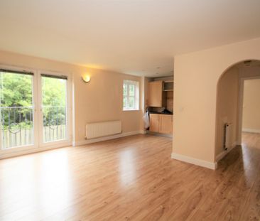 Ladybank Avenue, Fulwood - Photo 2
