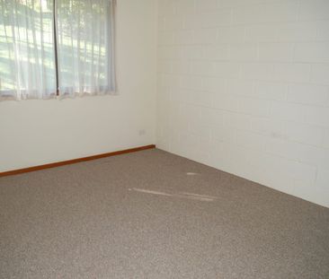 NEAT AND TIDY 2 BEDROOM UNIT - Photo 3