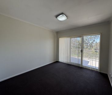 12B/161 Uriarra Road, Queanbeyan - Photo 2