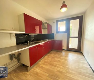 Location Appartement 3 pièces 76m² AVIGNON 84000 - Photo 4