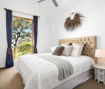 Architecturally designed park side home with spectacular city & par... - Photo 4