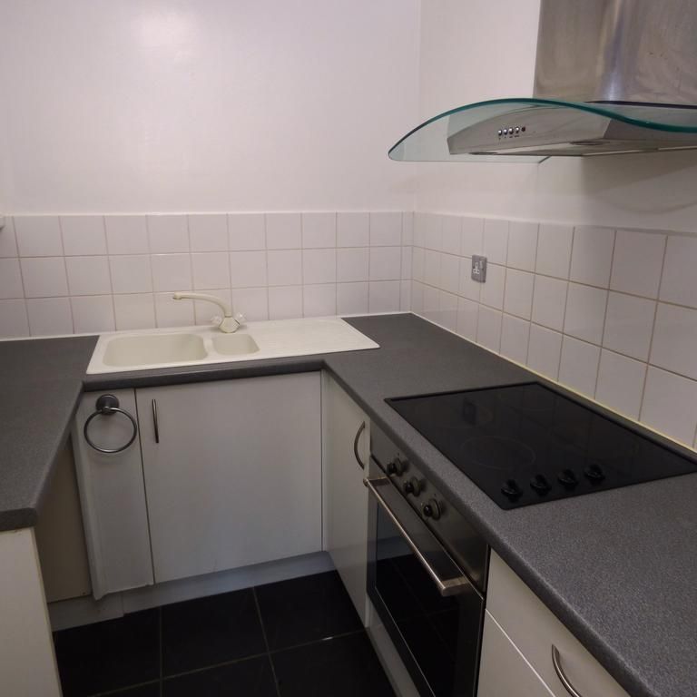 1 bedroom house to rent - Photo 1