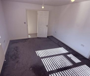 4 bedroom terraced house to rent - Photo 1