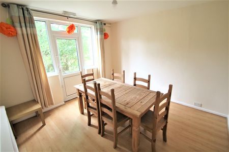 Becketts Park Crescent, Headingley, LS6 3PH, Leeds - Photo 3