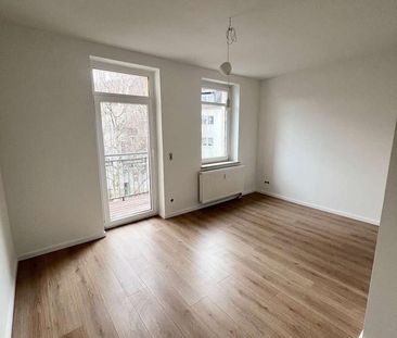 Neu!✨ Stilvolle & renovierte 2-Raum-Wohnung mit moderner Einbauküche - Photo 3