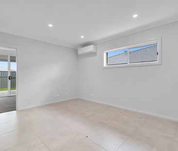 Brand new two-bedroom granny flat in Figtree Hill Estate - Photo 6