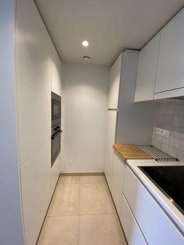 Appartement te huur - Photo 2