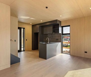 2 Bedroom, 1 Bathroom in Five Mile Frankton - Photo 1