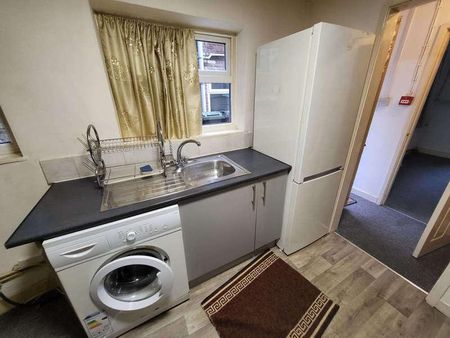 Stanley Street, LU1 - Photo 4