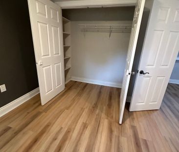 For Lease - 206B Palace Street, Whitby, Ontario - Photo 1